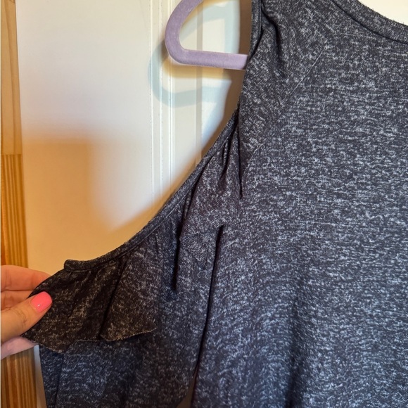 JOLT Women's Cold Shoulder Top Size Large - Picture 2 of 5